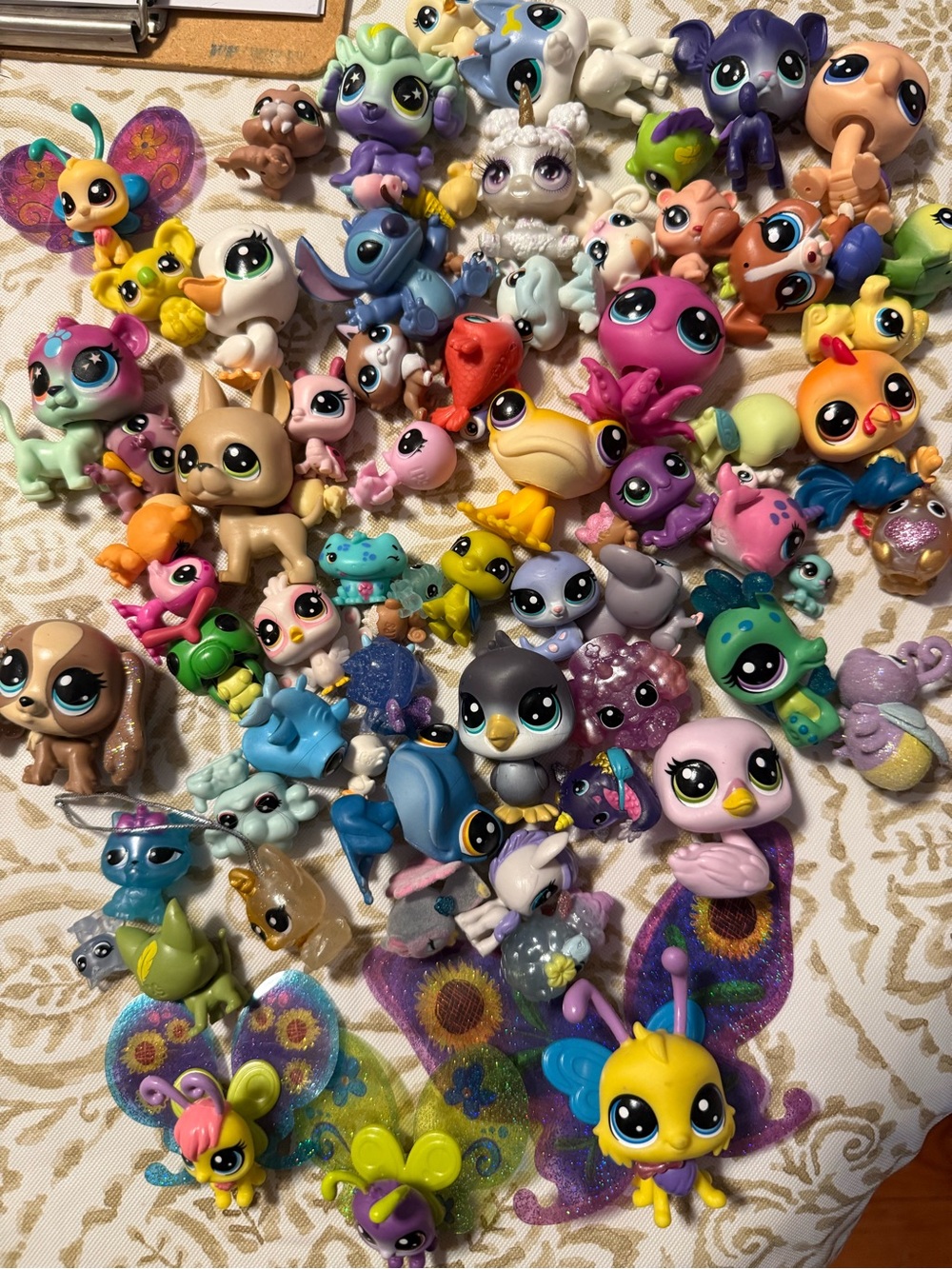 Pet shop figures
